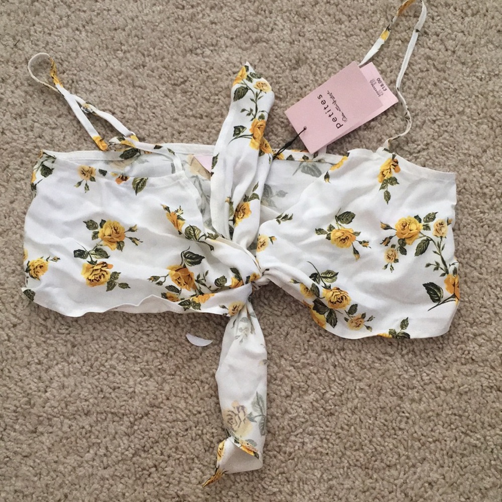 BNWT tie front crop top